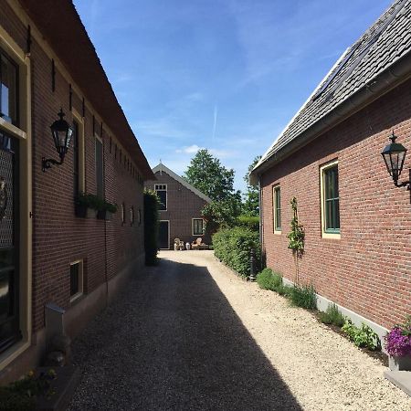 Bed & Breakfast Pax Tibi Reeuwijk エクステリア 写真